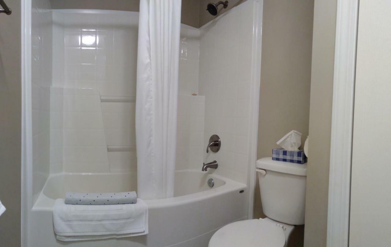 Campbell'S Accommodations Gull Lake Εξωτερικό φωτογραφία